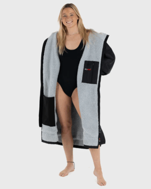 Advance long sleeve black grey dryrobe2.png